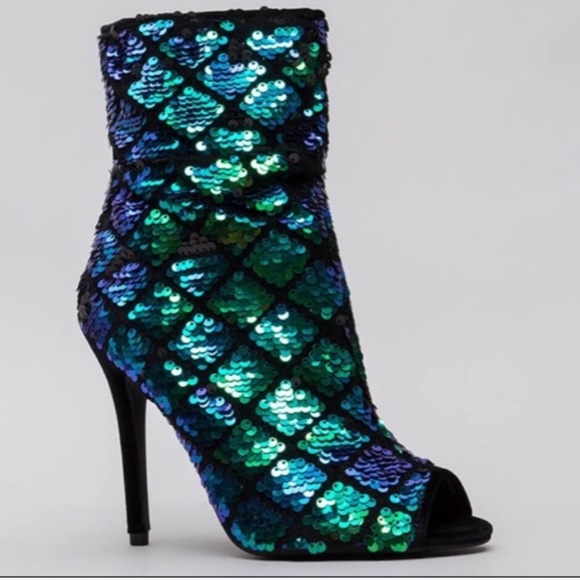 Qupid Shoes - NWT Qupid Mermaid Sequin Peep Toe Booties Heels